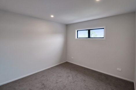 Photo of property in 137 Whites Line East, Waiwhetu, Lower Hutt, 5010