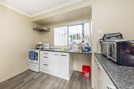 Photo of property in 36b Kelvin Road, Papakura, 2110