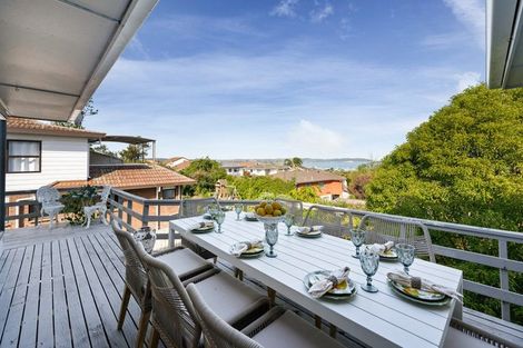 Photo of property in 213 Hobsonville Road, Hobsonville, Auckland, 0618