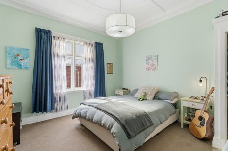 Photo of property in 16 Motu Street, Saint Clair, Dunedin, 9012