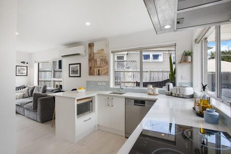 Photo of property in 1/61 Mcclintock Road, Massey, Auckland, 0614