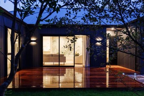 Photo of property in 42a Batt Street, West End, Palmerston North, 4410