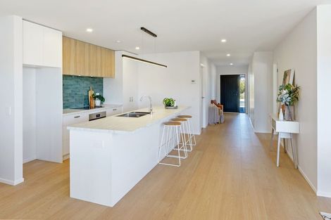 Photo of property in 166 Karuhiruhi Street, Waikanae, 5036