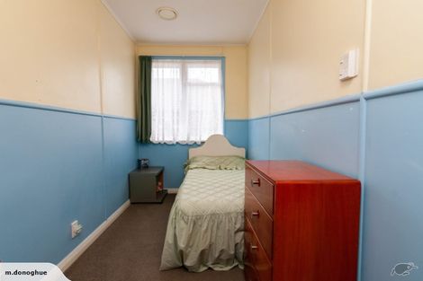 Photo of property in 2a Montrose Place, Takaro, Palmerston North, 4412
