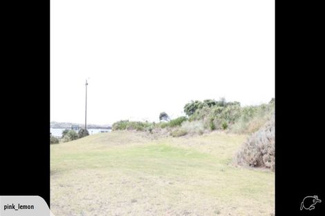 Photo of property in 13 Tregenna Street, Castlecliff, Whanganui, 4501