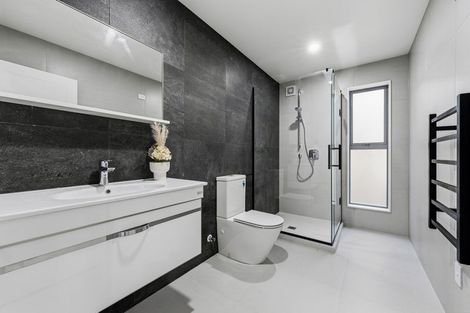 Photo of property in 6 Baumea Rise, Massey, Auckland, 0614