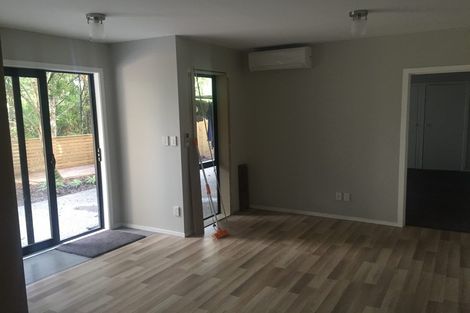Photo of property in 1 Heaton Grove, Chatswood, Auckland, 0626