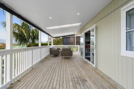 Photo of property in 16 Tralee Street, Omokoroa, 3114