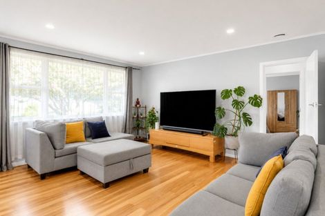 Photo of property in 18 Larnach Street, St Andrews, Hamilton, 3200