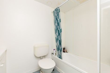 Photo of property in 5u5 Hopper Street, Mount Cook, Wellington, 6011