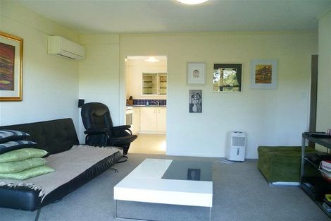 Photo of property in 1f4 Harland Street, Brooklyn, Wellington, 6021