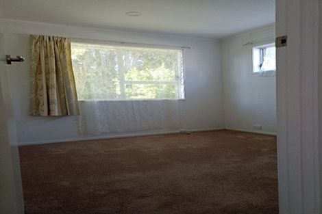 Photo of property in 29 Ayton Drive, Totara Vale, Auckland, 0629