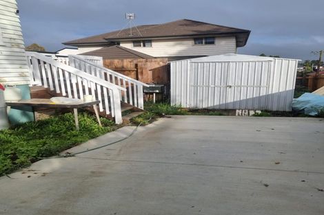 Photo of property in 121 Woodglen Road, Glen Eden, Auckland, 0602