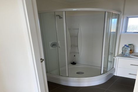 Photo of property in 10/2f Oriental Terrace, Mount Victoria, Wellington, 6011