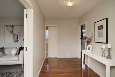 Photo of property in 420 Memorial Avenue, Burnside, Christchurch, 8053