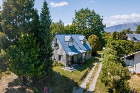 Photo of property in 68 Hunter Crescent, Wanaka, 9305