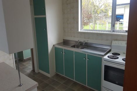 Photo of property in 145 Ruamahanga Crescent, Terrace End, Palmerston North, 4410