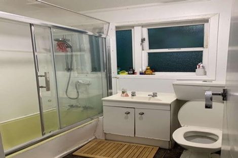 Photo of property in 42 Chaytor Street, Northland, Wellington, 6012