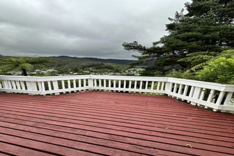 Photo of property in 25 Clapham Grove, Stokes Valley, Lower Hutt, 5019