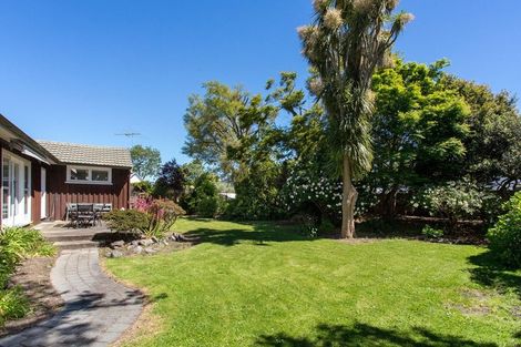 Photo of property in 4 Makora Street, Fendalton, Christchurch, 8041