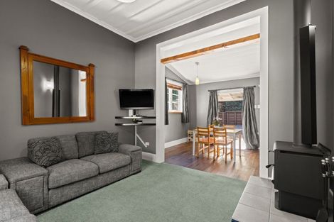 Photo of property in 85 Milton Road, Bluff Hill, Napier, 4110