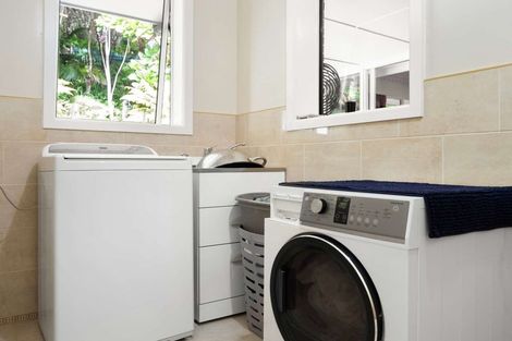 Photo of property in 13 Muriwai Drive, Whakatane, 3120