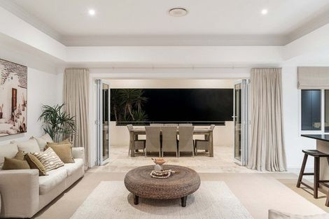 Photo of property in 91 Marine Parade, Mount Maunganui, 3116