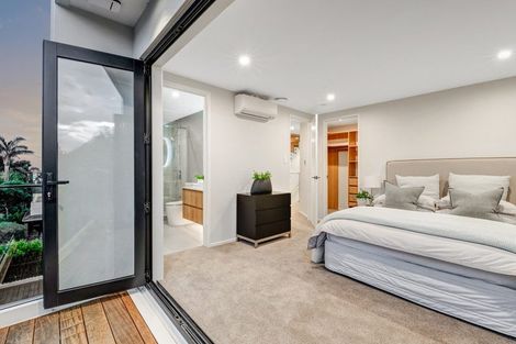 Photo of property in 16b Killarney Street, Takapuna, 0622