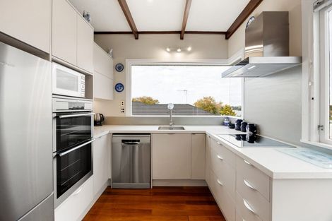 Photo of property in 6 Fowlers Avenue, Frankton, Hamilton, 3204