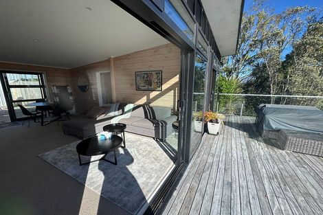 Photo of property in 25 Hull Road, Waitoki, Kaukapakapa, 0871