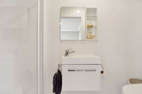 Photo of property in 32 Otonga Road, Springfield, Rotorua, 3015