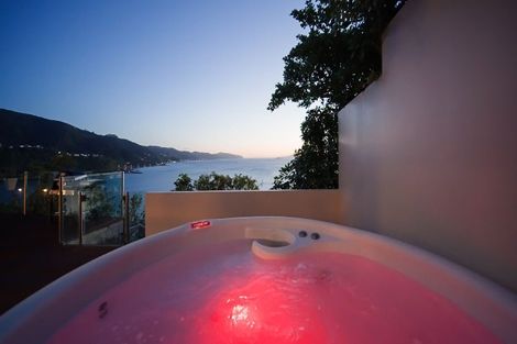 Photo of property in 117 Marine Drive, Sorrento Bay, Lower Hutt, 5013