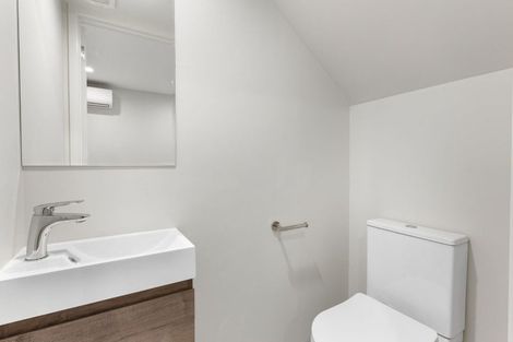 Photo of property in 13 Awhi Lane, Massey, 0614