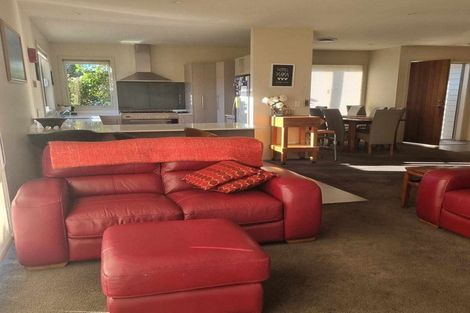 Photo of property in 12 Islington Place, Wanaka, 9305