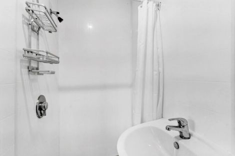 Photo of property in 34 Richmond Avenue, Karori, Wellington, 6012