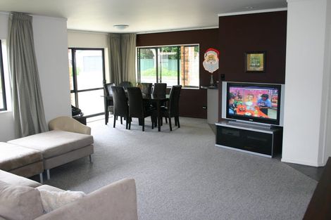 Photo of property in 126 Rototuna Road, Rototuna, Hamilton, 3210
