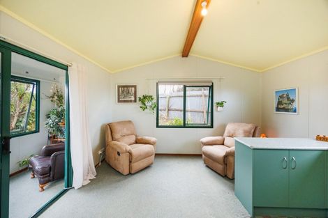 Photo of property in 1 Seabury Avenue, Foxton Beach, Foxton, 4815