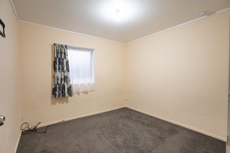 Photo of property in 15 Camden Place, Papatoetoe, Auckland, 2025