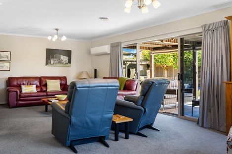 Photo of property in 2 Heritage Crescent, Richmond, 7020