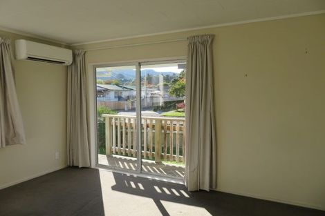Photo of property in 56f1- Gemstone Drive, Birchville, Upper Hutt, 5018