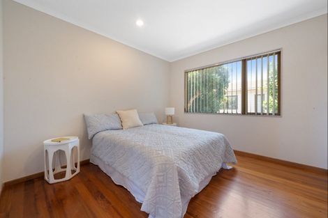 Photo of property in 7a Waterfront Road, Mangere Bridge, Auckland, 2022