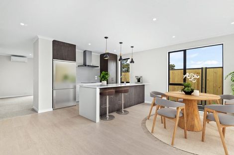 Photo of property in 30 Te Aniwaniwa Terrace, Albany, 0632