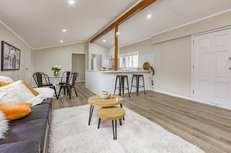 Photo of property in 1/2 Hunua Road, Papakura, 2110