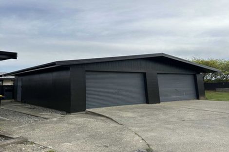 Photo of property in 130 Cunningham Crescent, Grasmere, Invercargill, 9810