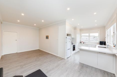Photo of property in 96 Ferguson Street, West End, Palmerston North, 4412