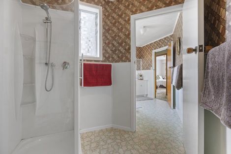 Photo of property in 9 Severn Place, Spotswood, New Plymouth, 4310