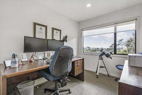 Photo of property in 29 Speedy Crescent, Hillcrest, Auckland, 0627