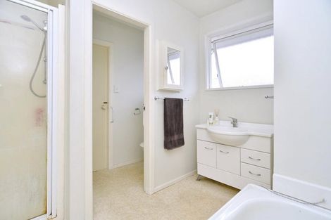 Photo of property in 27 Heathglen Avenue, Parklands, Christchurch, 8083