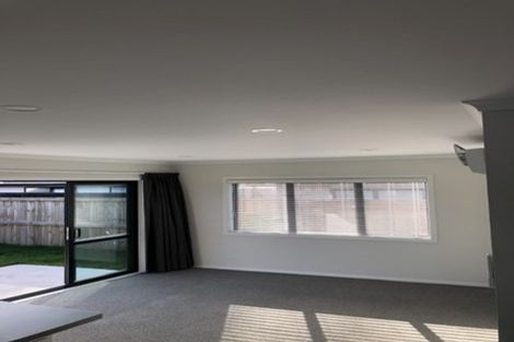 Photo of property in 10u2 Heath Street, Saint Andrews, Hamilton, 3200