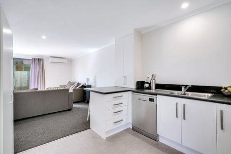 Photo of property in 2/12 Beaumont Street, Hamilton East, Hamilton, 3216
